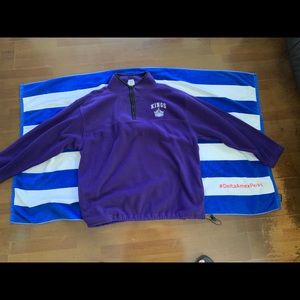 Kings sweater